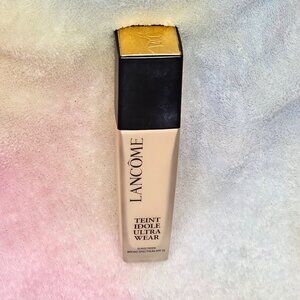 Lancome Teint Idole Ultra Wear Foundation - Shade 200C